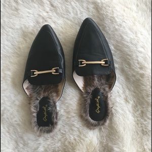 Black slide miles loafer